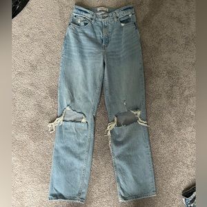 Curve love 90s straight ultra high rise jeans.